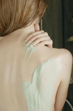 Best Mádara Cosmetics AHA+MINERAL  Exfoliant corporel