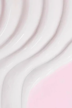 New Umberto Giannini Crème boucles parfaite – résiste à l’humidité