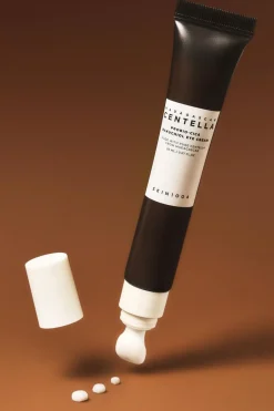 Hot SKIN 1004 Crème contour des yeux à la centella asiatica et au bakuchiol