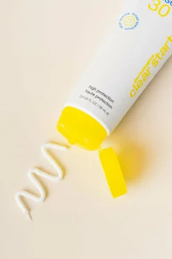 Outlet Dermalogica Crème hydratante et matifiante Clearing Defense SPF30