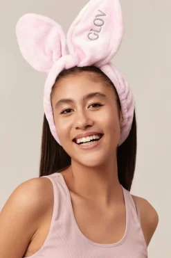 GLOV Ensemble bunny together gant démaquillant à l’eau avec mitaine correctrice et bandeau à oreilles de lapin rose