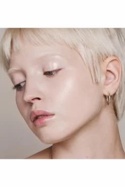 Best Mádara Cosmetics Fond de teint Skin Equal