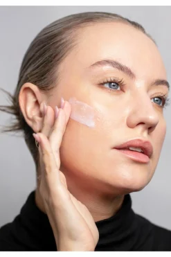 Online Antipodes Gel-crème de nuit réparateur aux probiotiques Culture