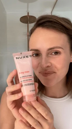 Nuxe Gommage éclat visage Very Rose