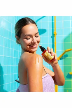 FRESHLY COSMETICS Huile pour le corps Golden radiance