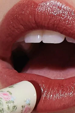 Hot Yolaine Le Baume Teinté