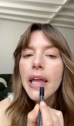 Hot All Tigers Le Multi – Crayon 3-en-1 yeux, joues & lèvres