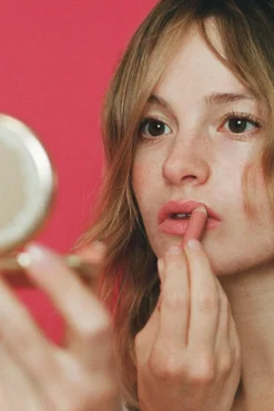 New Yolaine Les crayons à lèvres – Les Nudes