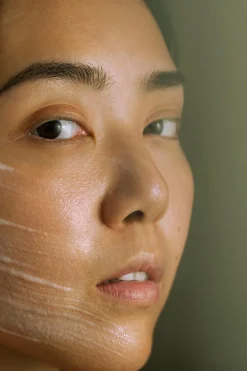 Mádara Cosmetics Masque peeling éclatant AHA 5%