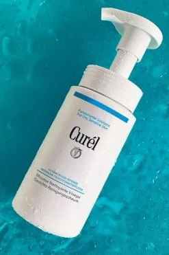 Hot Curel Mousse nettoyante visage