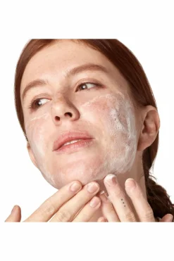 New Kiehl's Nettoyant solide concentré hydratant pour tous types de peaux Ultra Facial