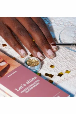 New Manucurist Pinceau paillettes nail art