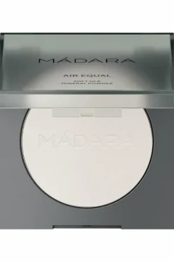 Mádara Cosmetics Poudre minérale Air Equal Soft Silk