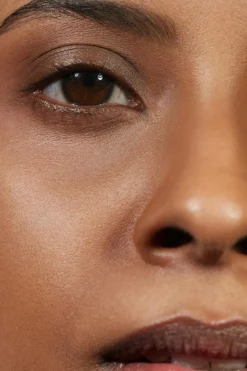 Mádara Cosmetics Poudre minérale Air Equal Soft Silk