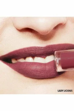 Banana Beauty Rouge à lèvres liquide semi-mat