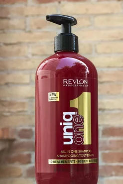 New Revlon Professional Shampoing soin et après-shampoing 2-en-1 pour tous type de cheveux Rouge classique UniqOne™