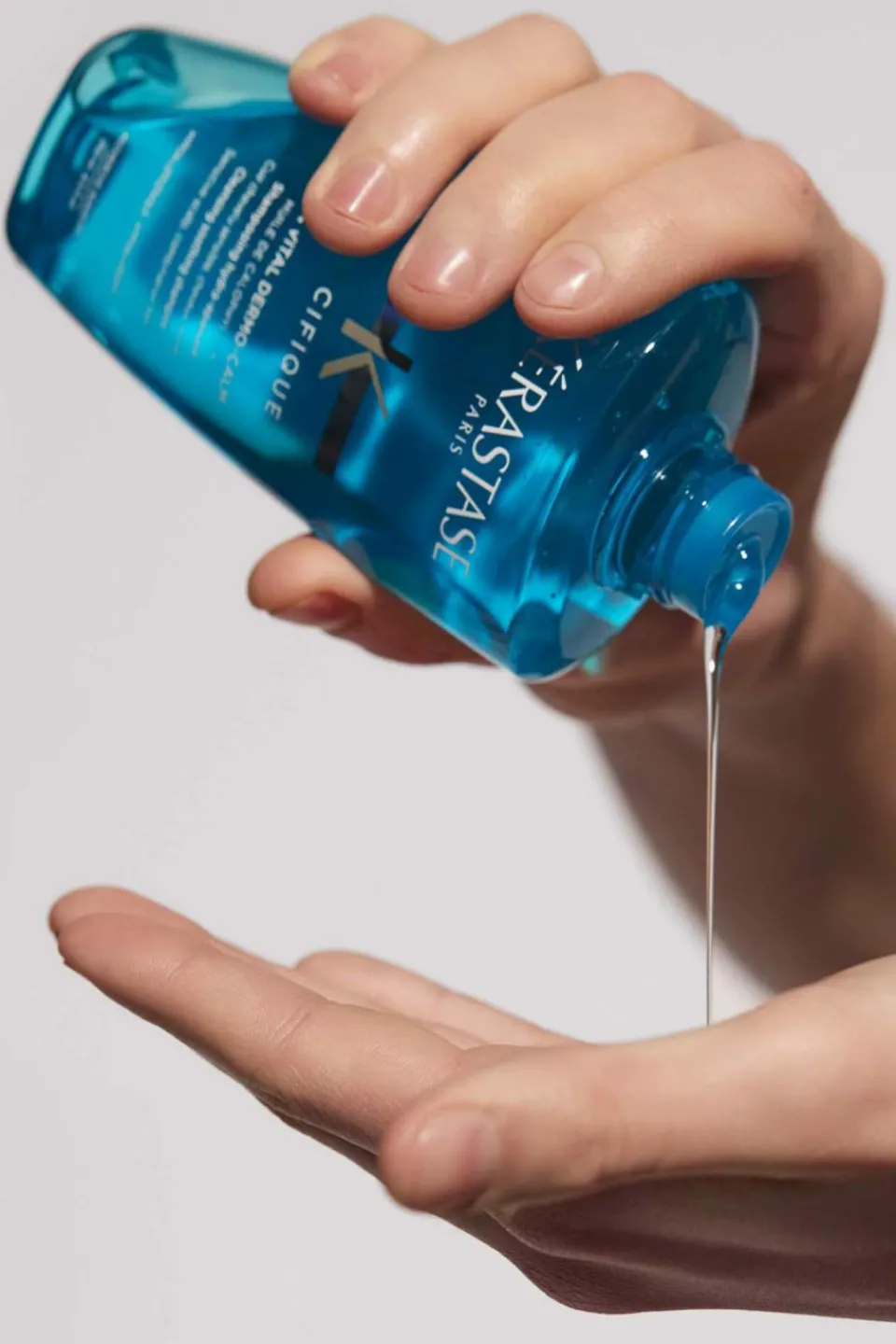 Clearance Kérastase Specifique Bain Vital Dermo-Calm