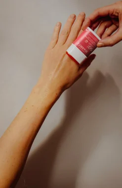 Sale LABORATOIRES DE BIARRITZ Stick solaire invisible SPF50+ visage & corps