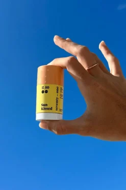 Best Seventy One Percent Stick solaire visage SPF50 Sun Kissed