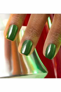 New Manucurist Vernis Green Flash Collection Space Odyssey