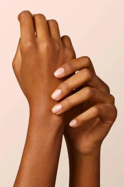 Best Manucurist Vernis green Les blancs, naturels & beiges