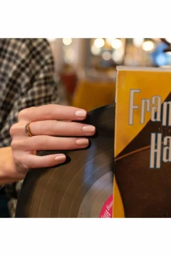 Best Manucurist Vernis green Les blancs, naturels & beiges