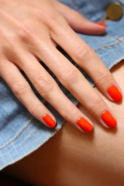 New Manucurist Vernis semi-permanent Green Flash Les jaunes & orange