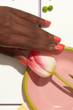 New Manucurist Vernis semi-permanent Green Flash Les roses