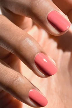 New Manucurist Vernis semi-permanent Green Flash Les roses